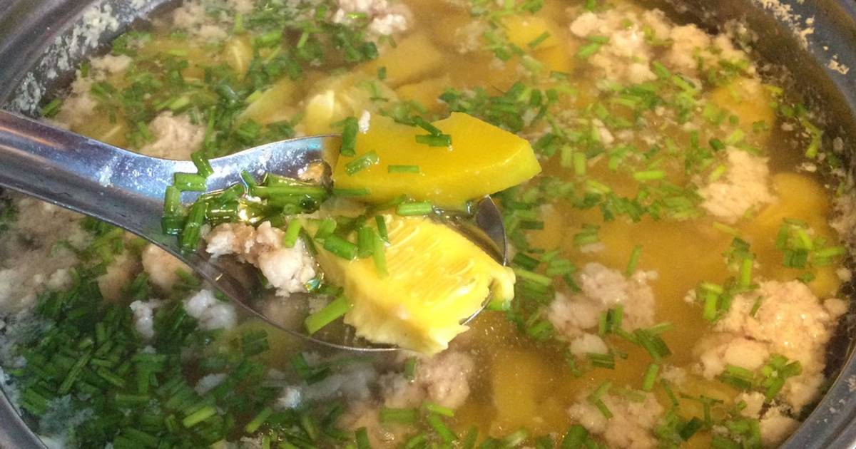 Canh bí ngô non Nhật thịt bằm