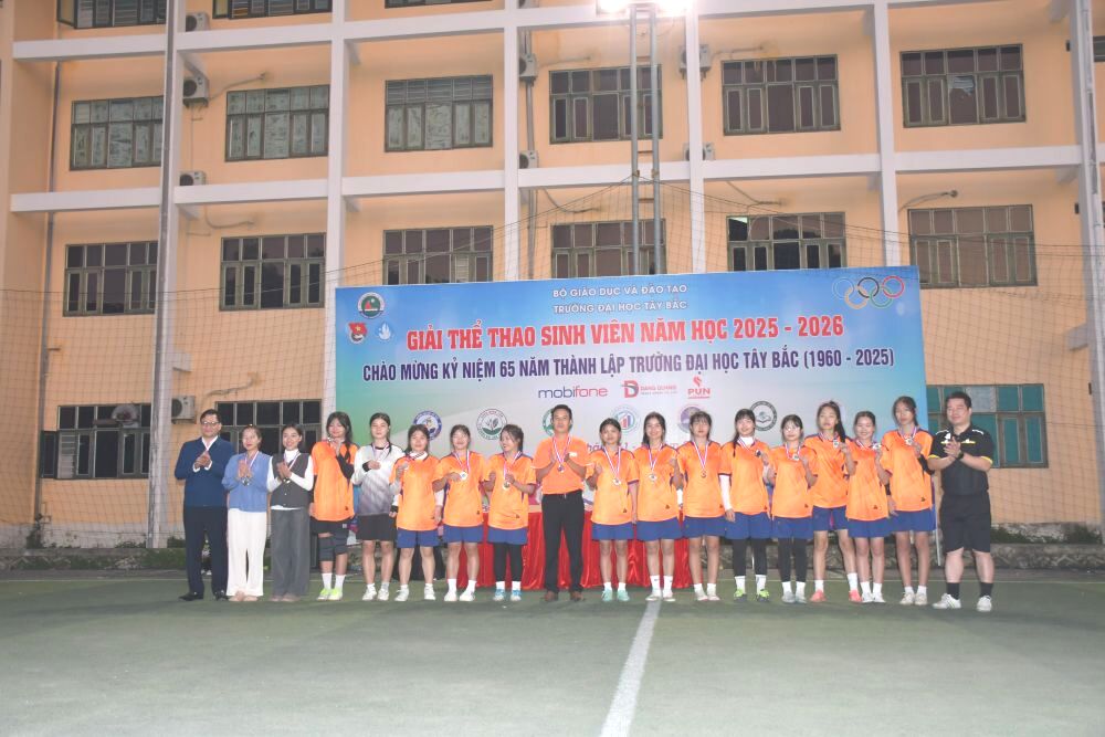 Giải thể thao sinh viên năm học 2025 - 2026 chào mừng  kỷ niệm 65 năm ngày thành lập Trường Đại học Tây Bắc  (1960 - 2025)