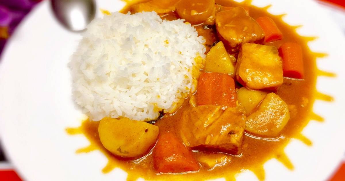 Cà ri cá hồi-không cay