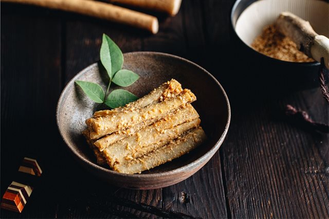 Ngưu Bàng Trộn Sốt Mè
