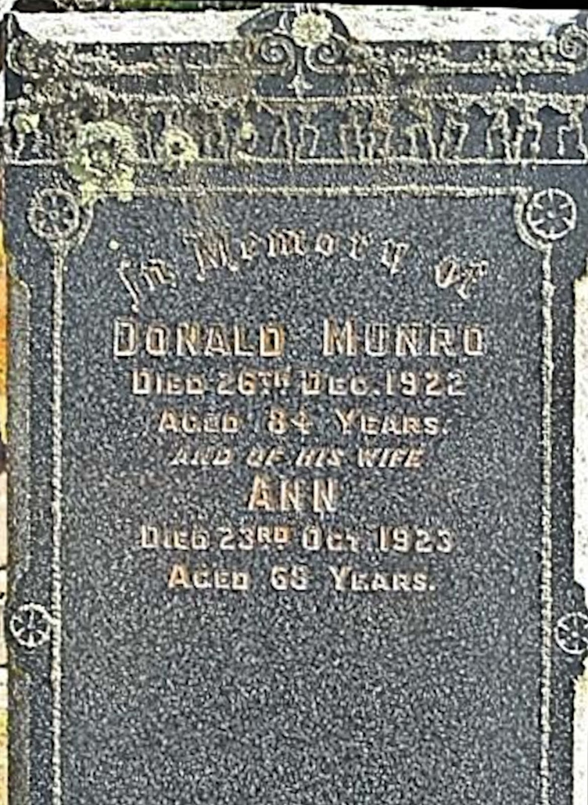 Guisachan_story_Cromwell_headstone.jpg