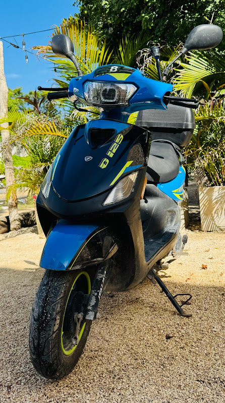 Blue scooter Rent A Scooter Tulum