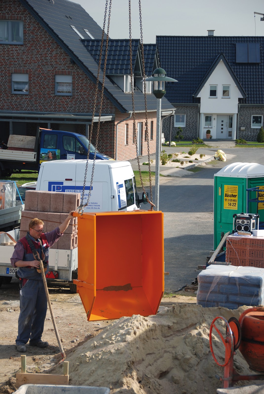 Bouwstofcontainer BBG 100, gelakt, Resedagroen