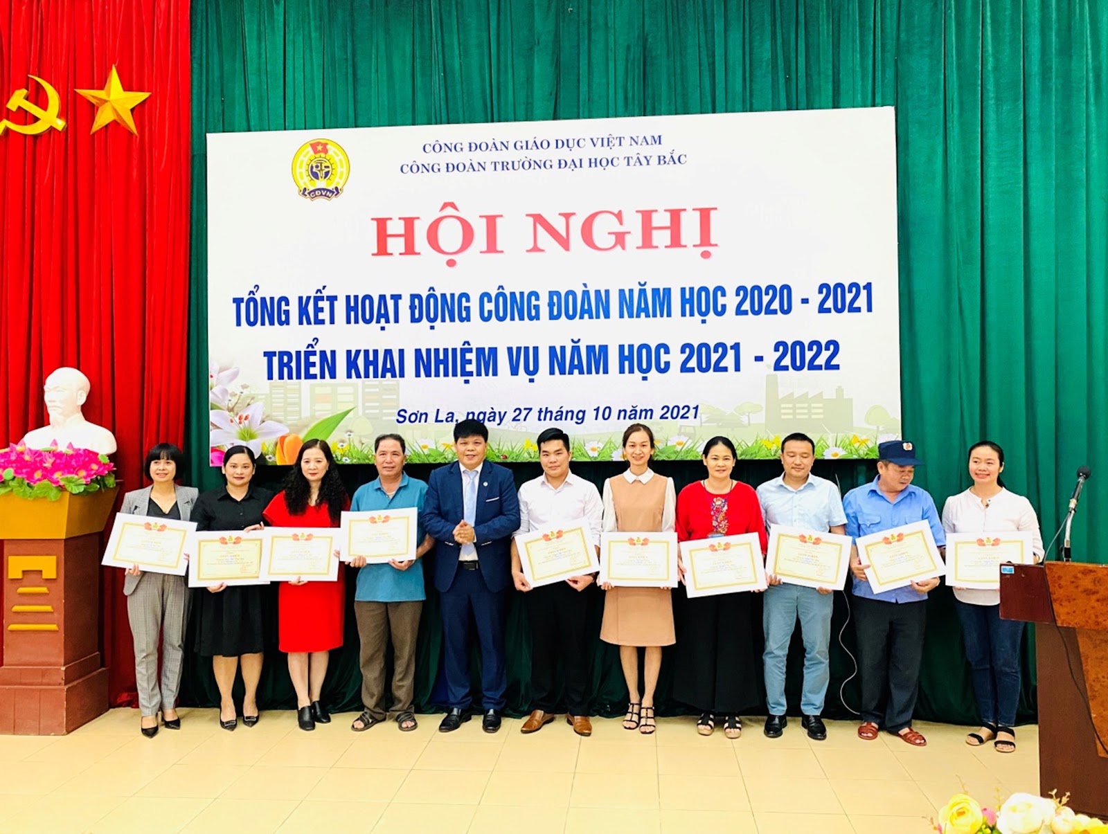 Hội nghị Tổng kết hoạt động Công đoàn năm học 2020 – 2021  và triển khai nhiệm vụ năm học 2021 - 2022  của Công đoàn Cơ sở Trường Đại học Tây Bắc
