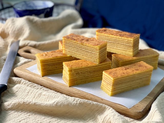 Bánh Nướng Nhiều Lớp Indonesia