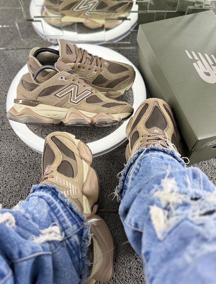 New Balance 9060 Marrón