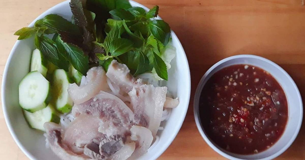 Bún mắm nêm