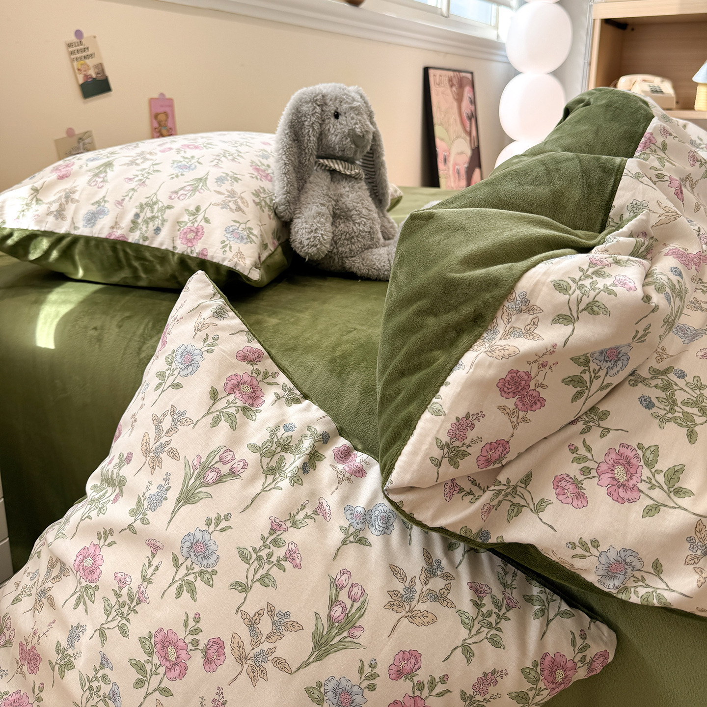 Bettwäsche-Set aus Milchfaser-Fleece, florales Design