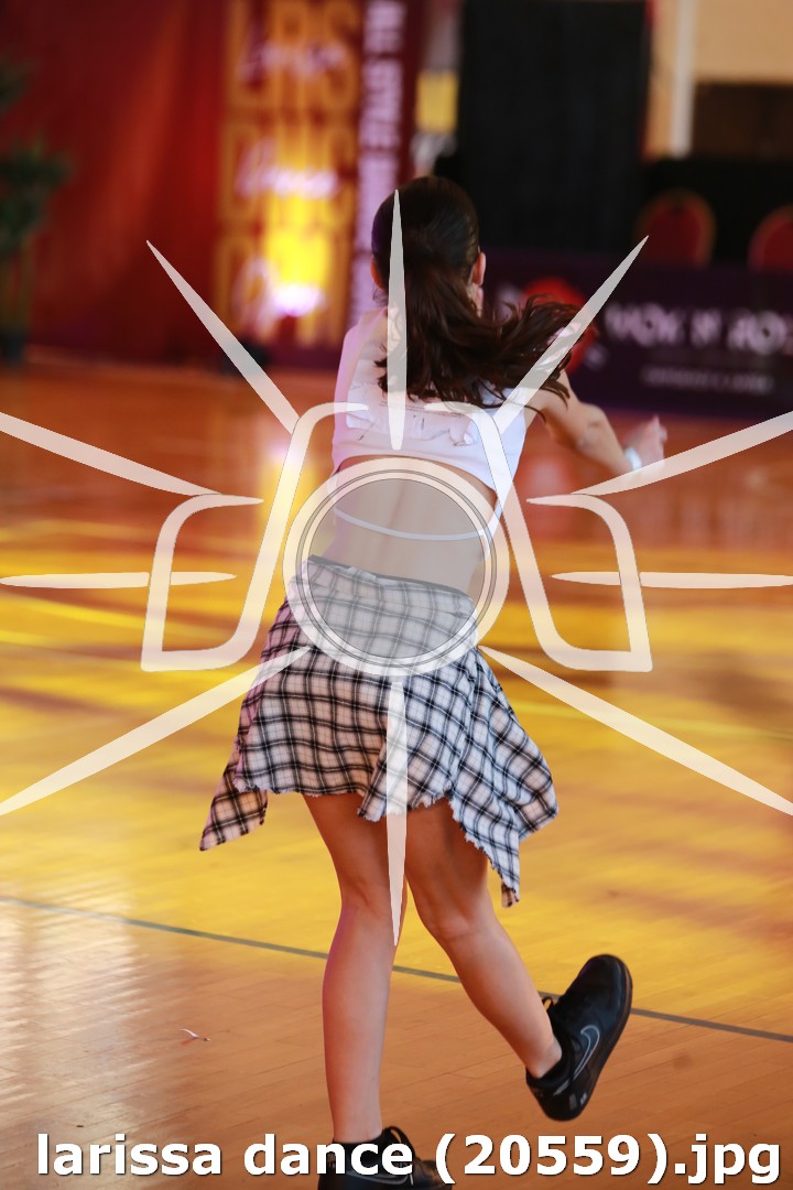 larissa dance (20559).jpg