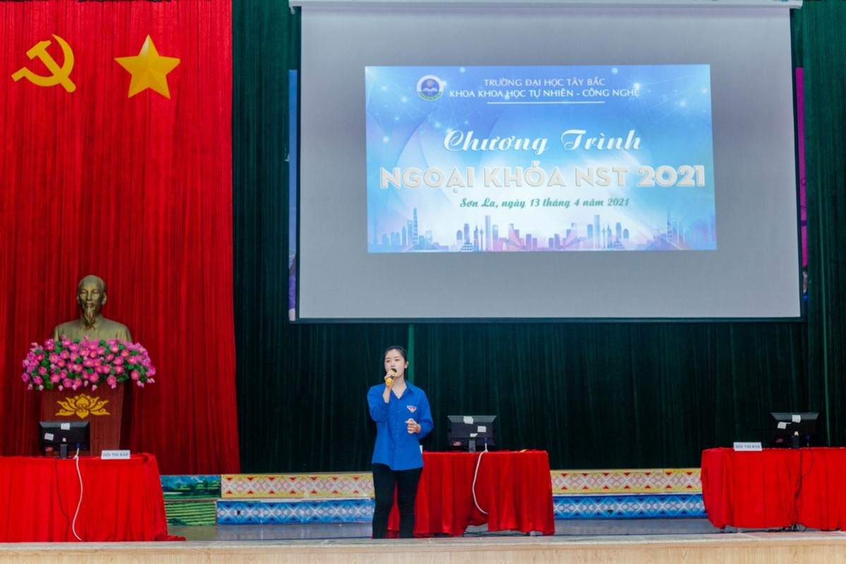 Hoạt động ngoại khóa NST năm 2021 của Khoa Khoa học Tự nhiên - Công nghệ