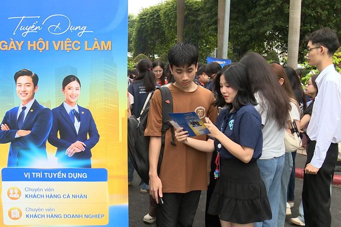 Chủ động đón cơ hội việc làm trong nền kinh tế số - Đài Phát thanh và truyền hình Hà Nội