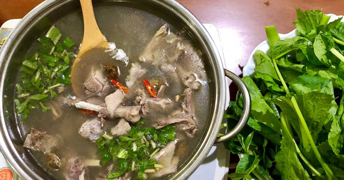 Lẩu vịt om sấu