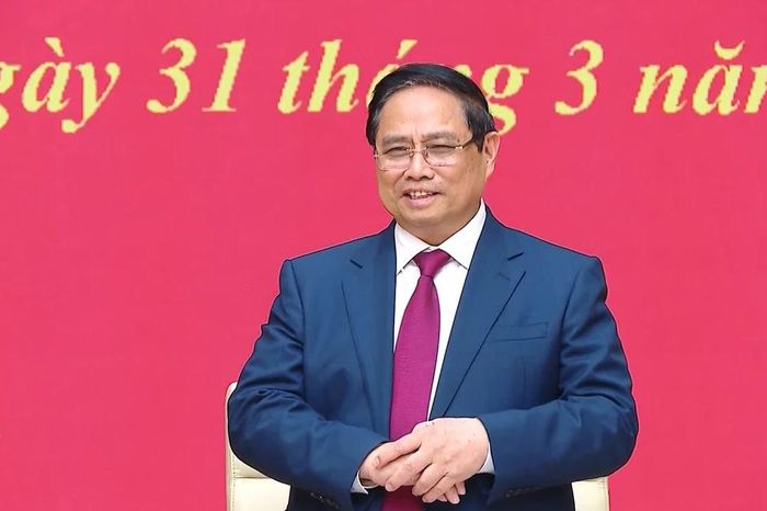 Thủ tướng đề xuất nghiên cứu tổ chức bộ máy Chính phủ sát với tình hình - Báo Nhân Dân