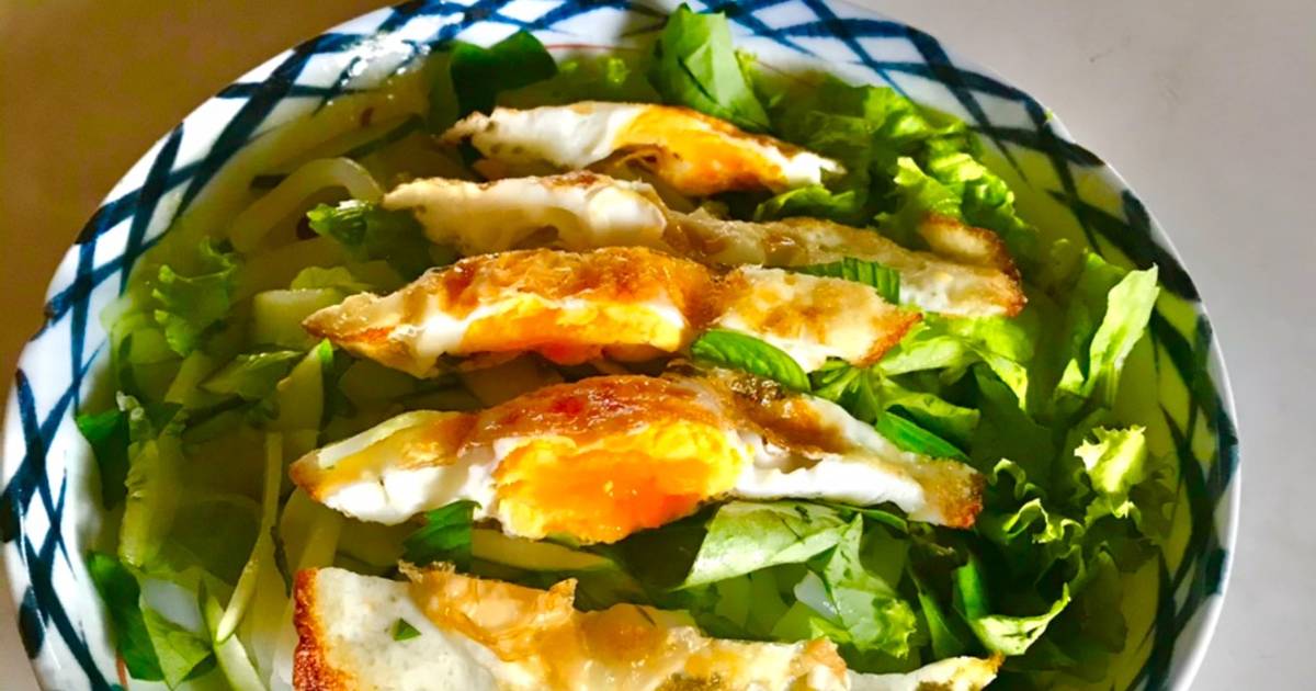 Bánh canh khô trứng ốp la