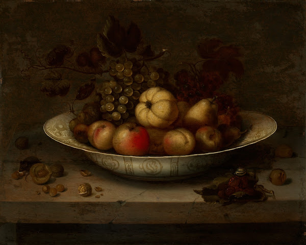 Teller mit Früchten