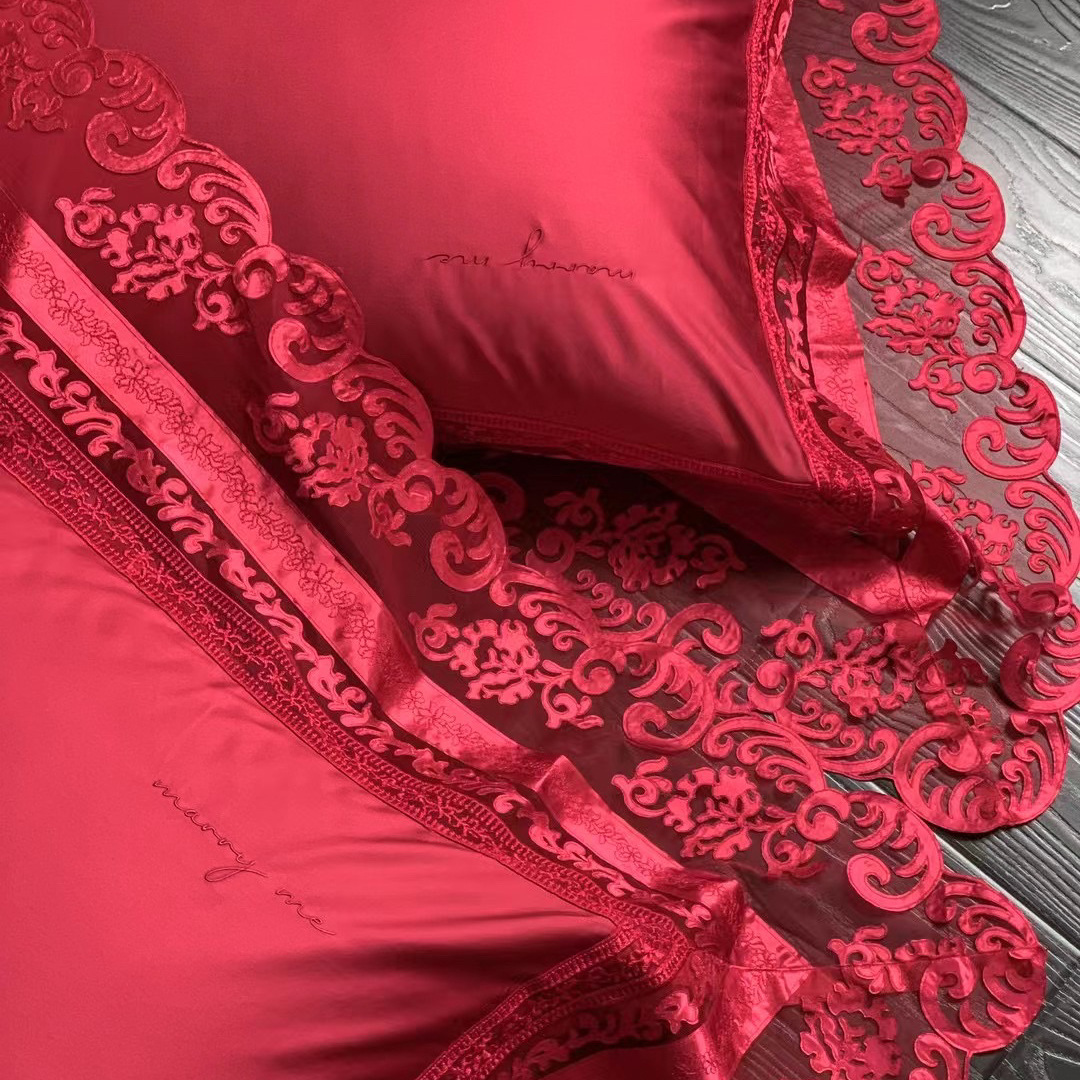 Festive Wedding Bedding Set Made of Long Staple Cotton