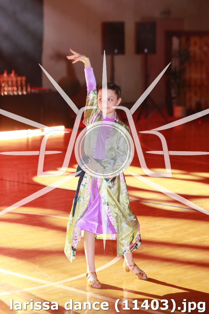 larissa dance (11403).jpg