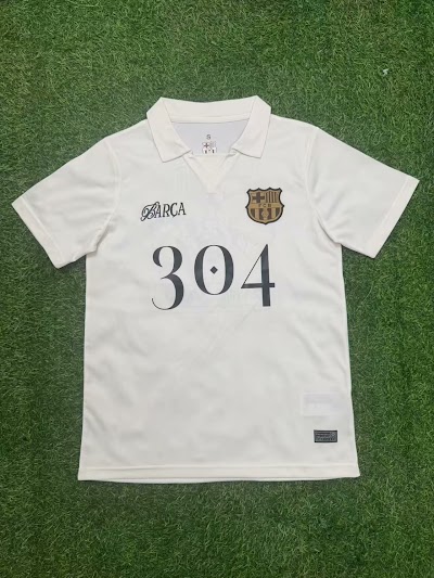 25-26 FC Barcelona Edición Especial Blanca.jpg