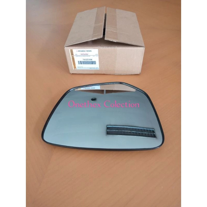 Kaca Spion Xpander Kanan Original Mitsubishi 7632D398 untuk Keselamatan Berkendara