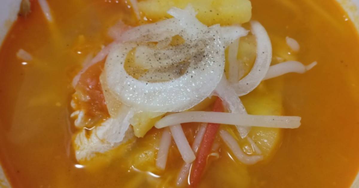 Thịt gà nấu canh chua