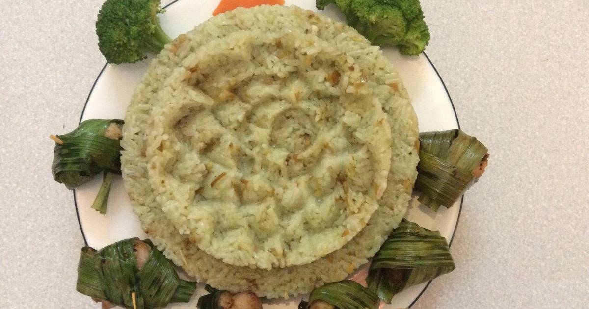 Cơm gà lá dứa ( lá cơm nếp)