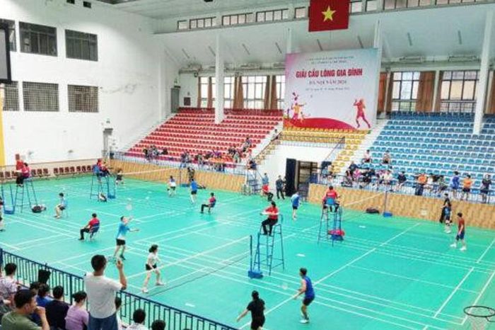 Sôi nổi giải Cầu lông gia đình Thành phố Hà Nội 2026 - Đài Phát thanh và truyền hình Hà Nội
