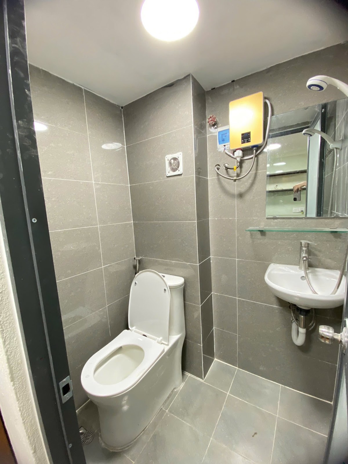 Còn 1 phòng trống dưới chân Cầu Rồng 3