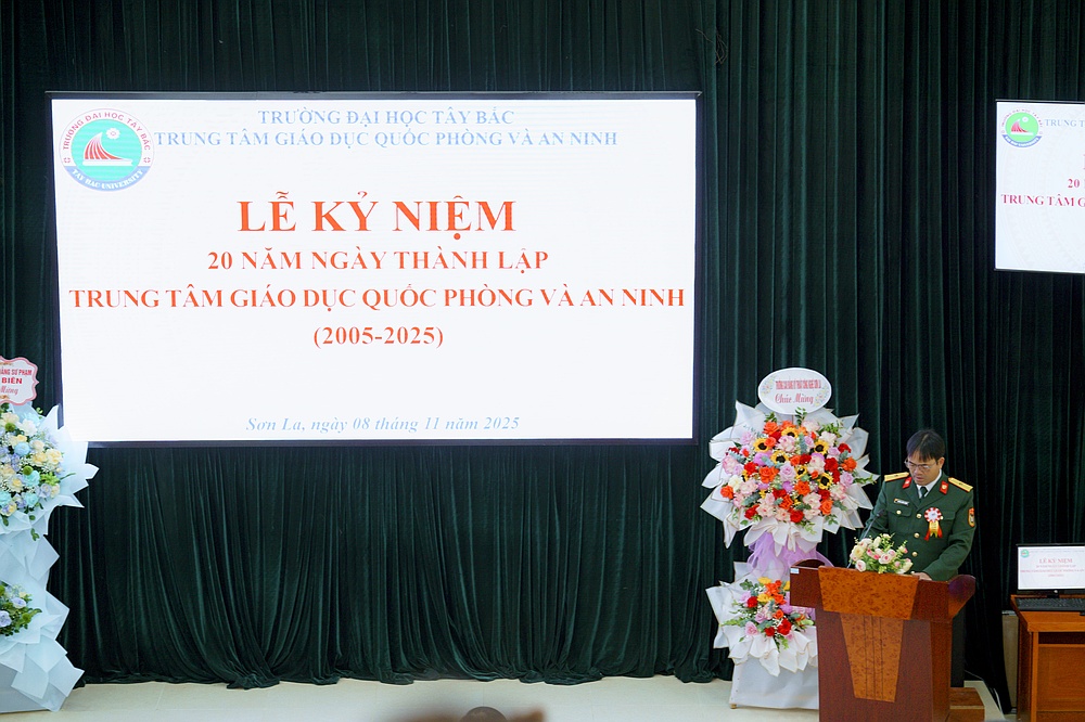 Lễ kỷ niệm 20 năm thành lập Trung tâm giáo dục Quốc phòng và An ninh Trường Đại học Tây Bắc