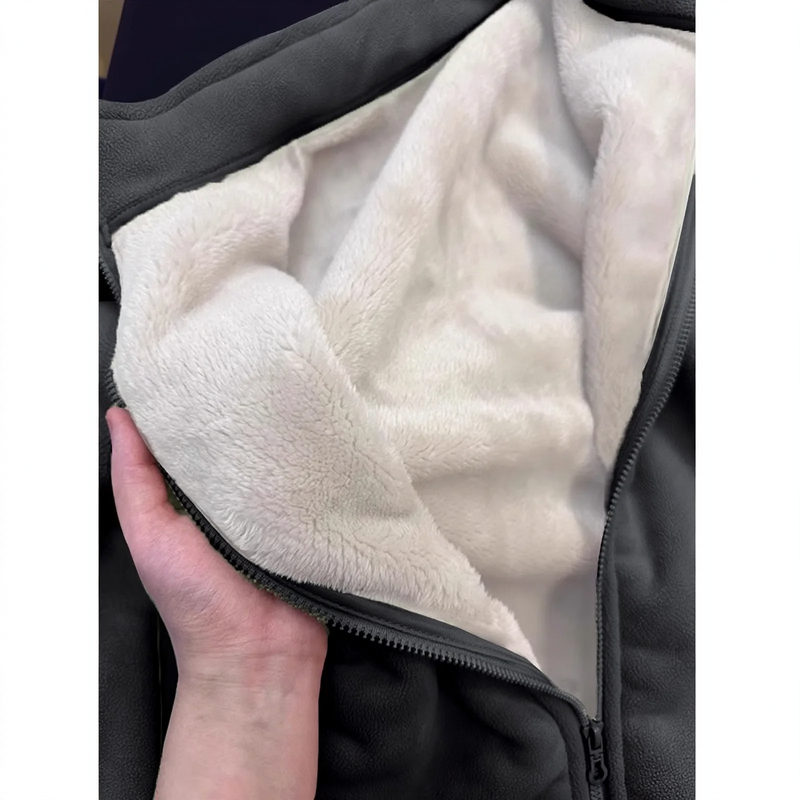 Padded women's outdoor jacket with lamb fleece