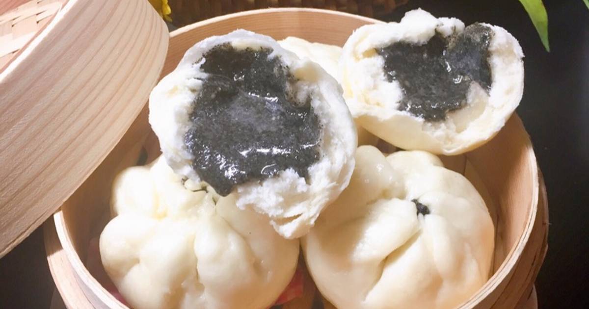 Bánh bao nhân mè đen