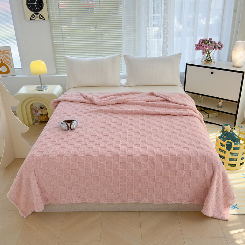 Stylish Jacquard Blanket with Checkerboard Pattern