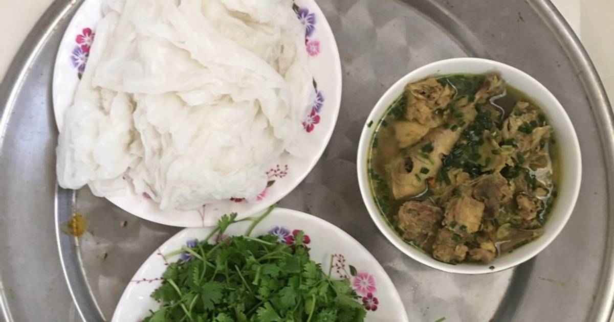 Thịt gà kho ném