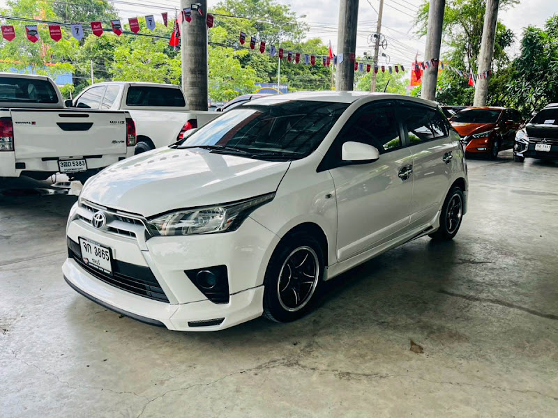 TOYOTA YARIS ECO