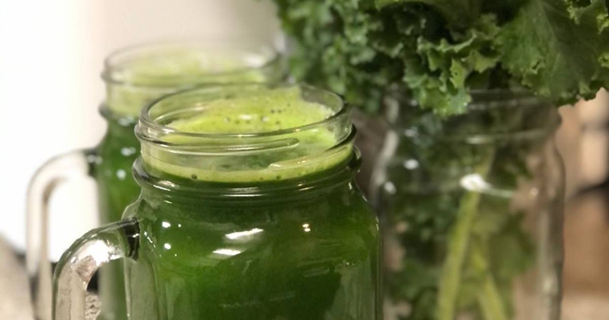 Nước ép cần tây và kale