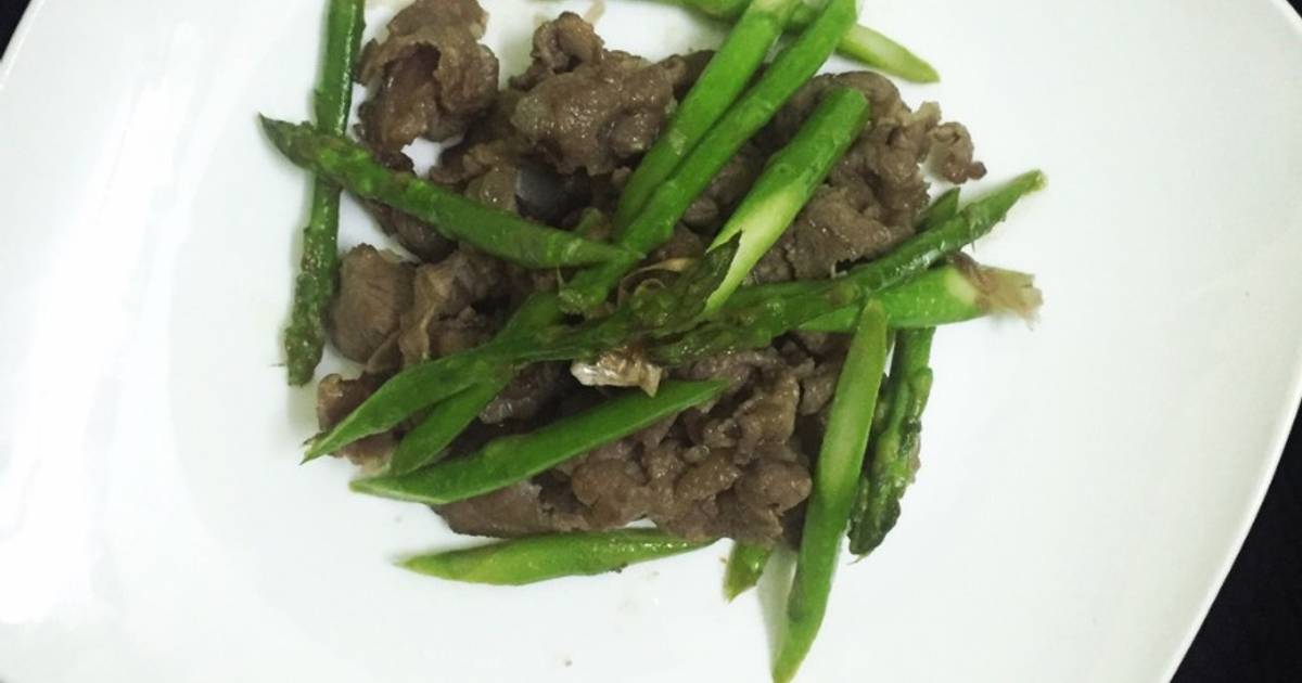 Bắp Bò Xào Măng Tây