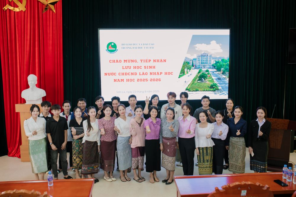 Trường Đại học Tây Bắc tiếp nhận Lưu học sinh Lào nhập học đợt 1 năm học 2025-2026