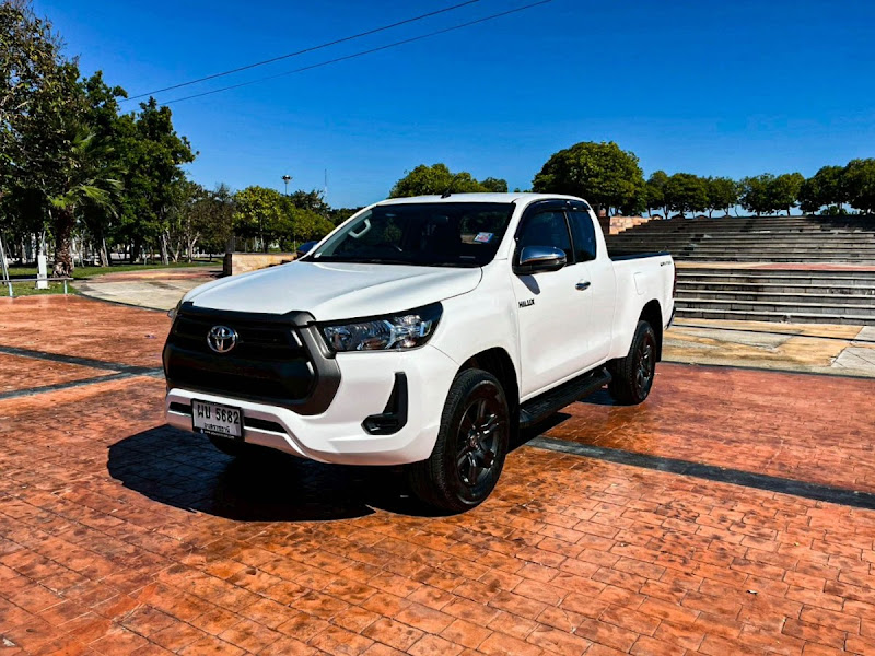 TOYOTA HILUX REVO