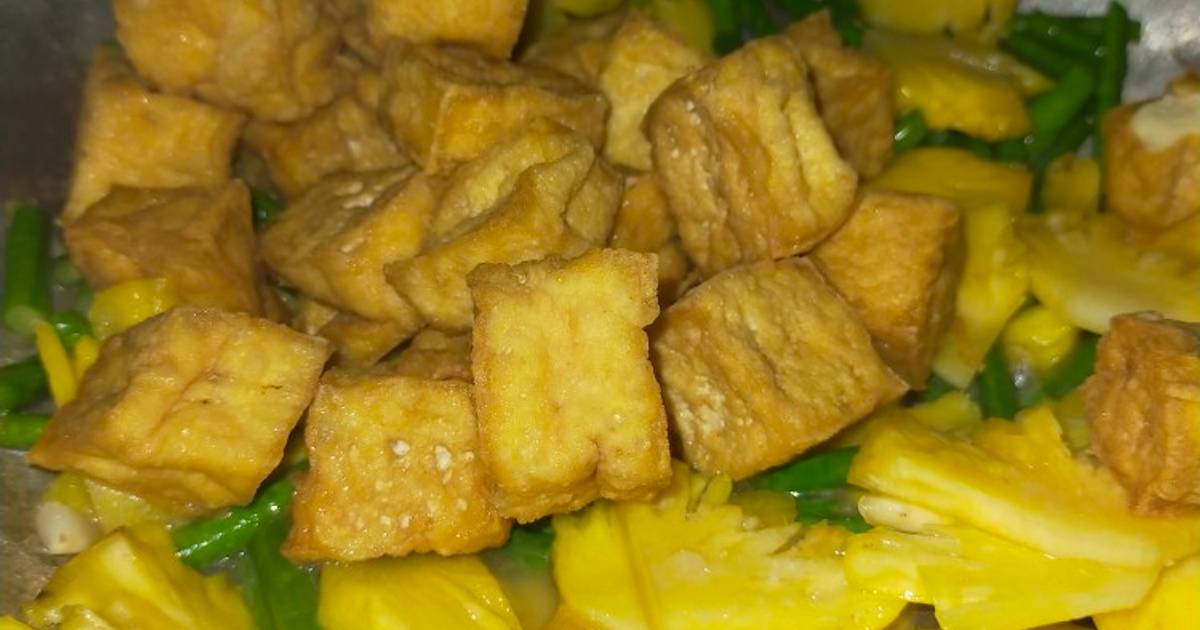 Đậu hũ xào đậu đũa và thơm