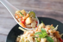 Thật đơn giản phải không nào! Mùi thơm sả tắc lá chanh và vị chua cay mặn ngọt béo béo vô cùng hấp dẫn, thêm một món vào những ngày tụ tập bạn bè nhé!