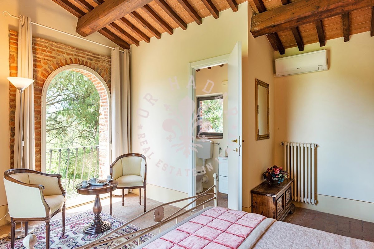 ווילה לה טורה (VILLA LA TORRE) — 34