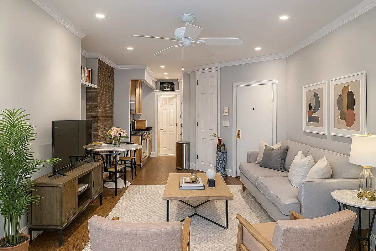 95 Perry Street Unit 12