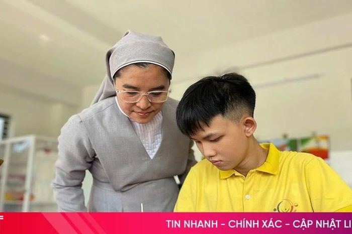 Vượt lên khiếm khuyết, chạm tới ước mơ - Báo Hà Tĩnh
