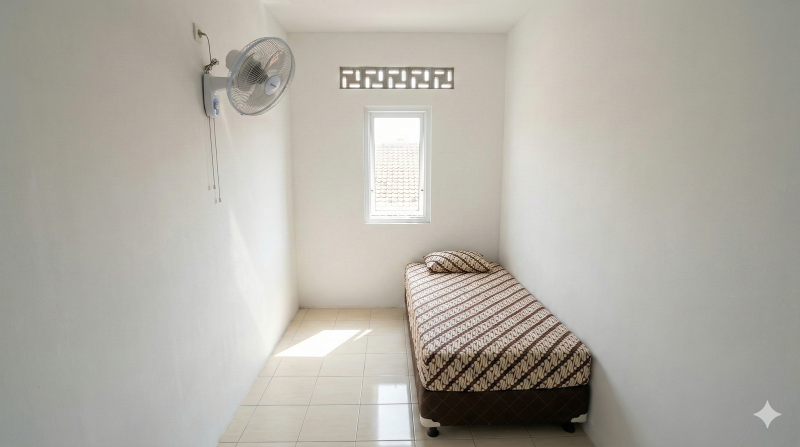 Kost Putra Mandiri Tahunan