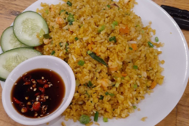 Cơm Chiên Giòn Đơn Giản