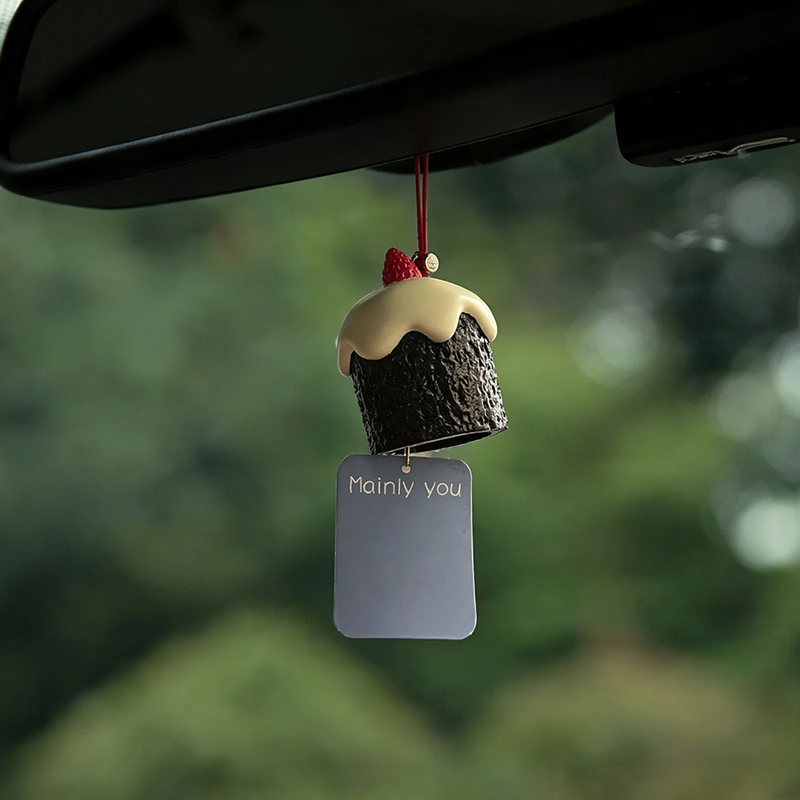 Car fragrance hanger, cake shape, room scent