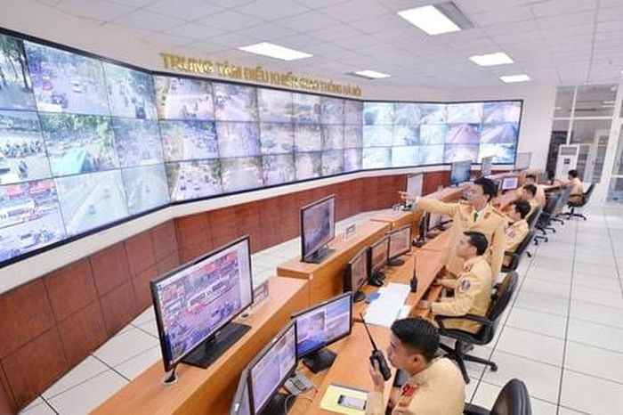 Ứng dụng công nghệ: Giảm áp lực, nâng cao hiệu quả xử lý vi phạm - Báo Hà Nội Mới