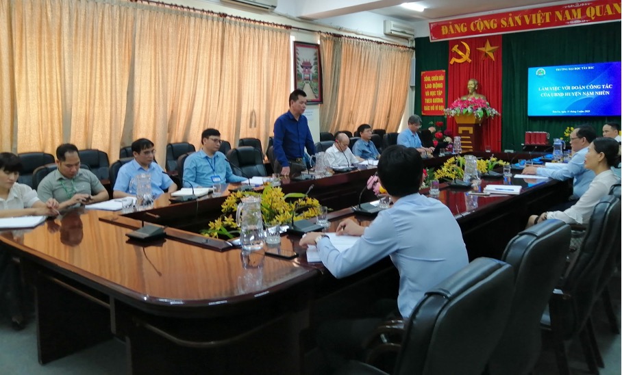 Trường Đại học Tây Bắc làm việc với Đoàn công tác của UBND huyện Nậm Nhùn, tỉnh Lai Châu