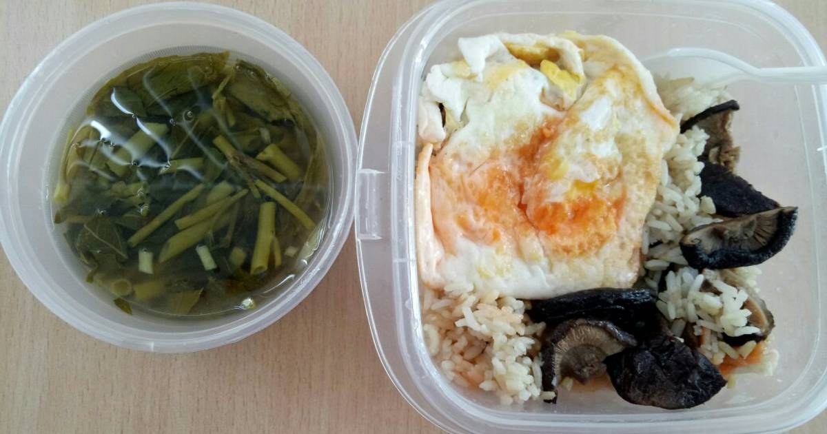 Cơm nấm đông cô đơn giản