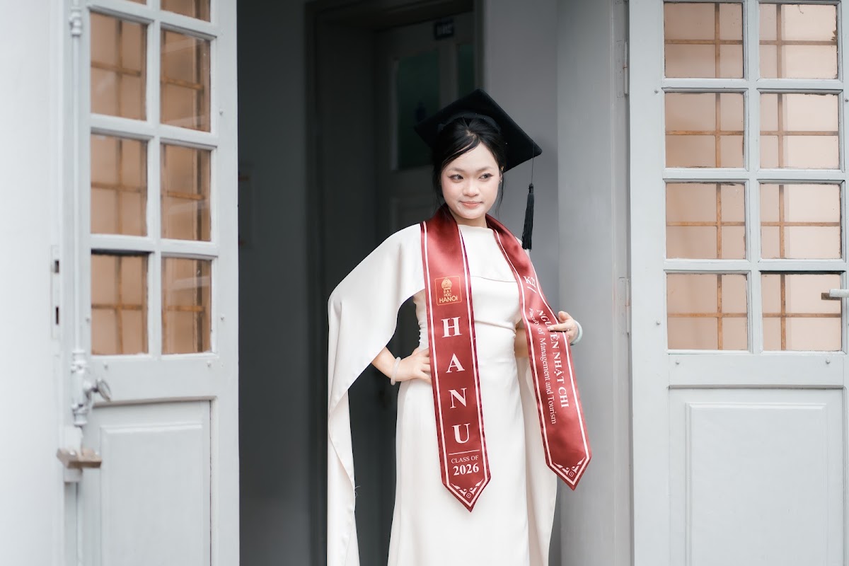 Kỷ niệm tốt nghiệp DSC09296