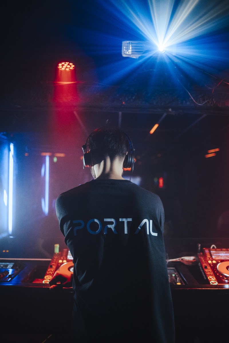 PORTAL 001 en Emile Club — foto 2
